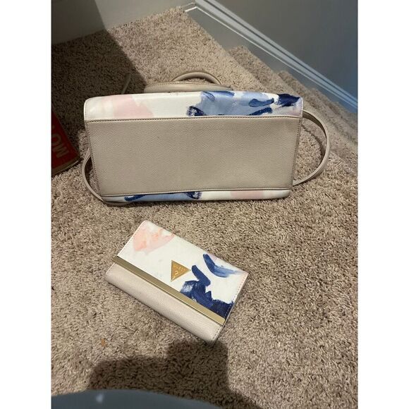 Guess Blush Pink Water color Brush Strokes Top Handle Crossbody Bag + Wallet - Picture 4 of 8